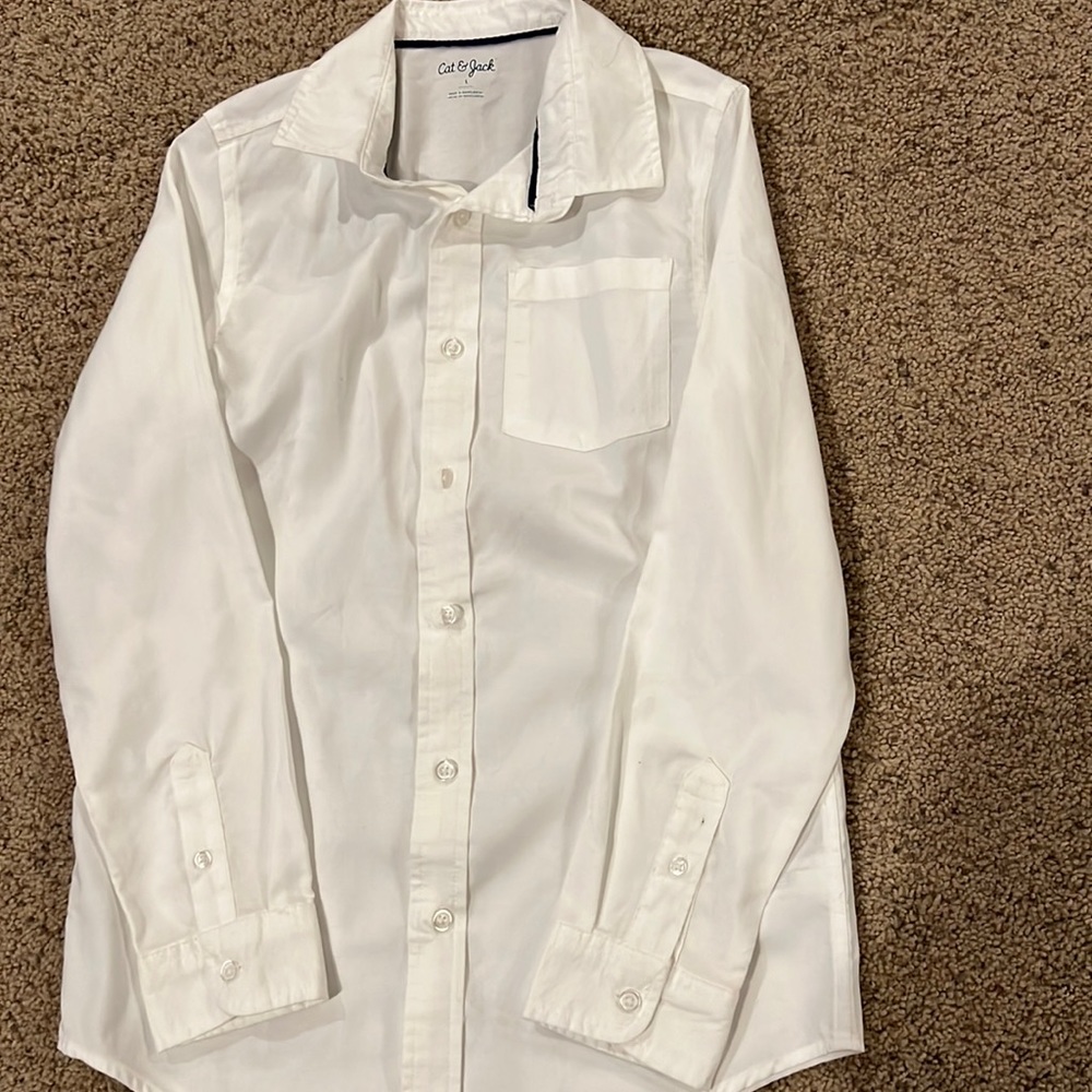 Cat & Jack boys large button down shirt